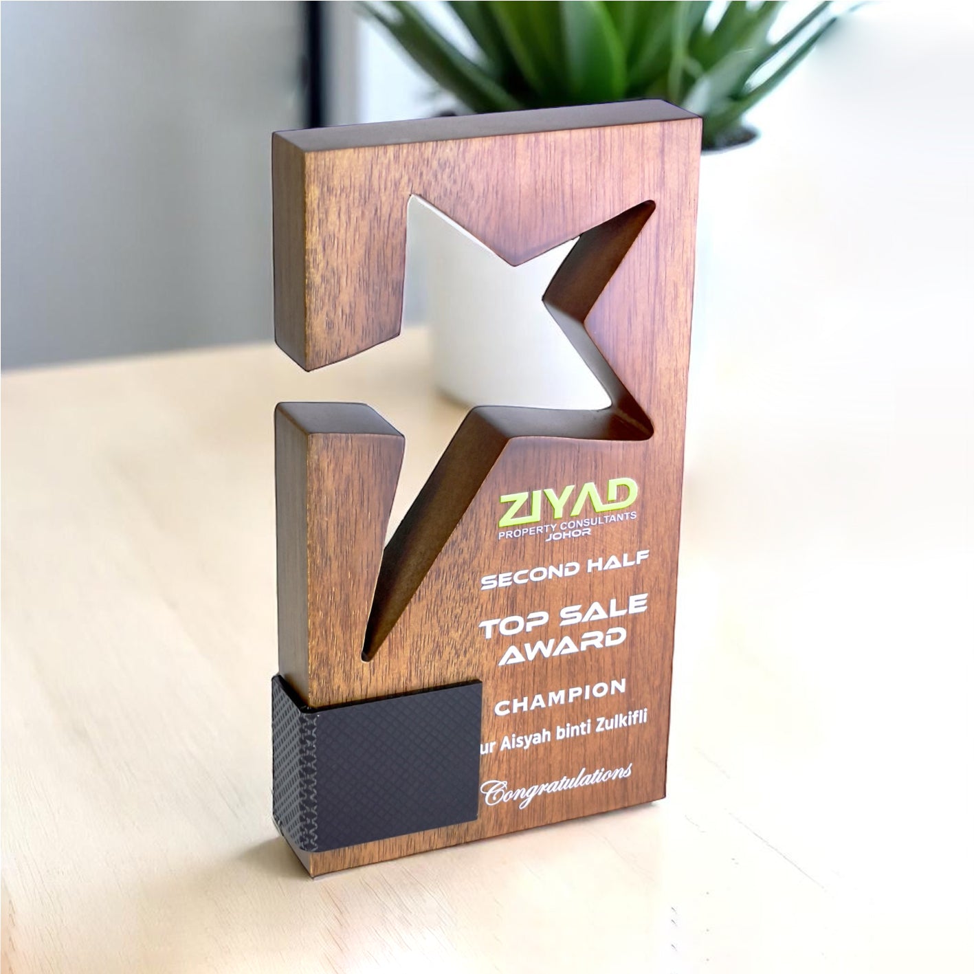 Trophy Tailor Singapore Creative Solid Wood Trophy 7698